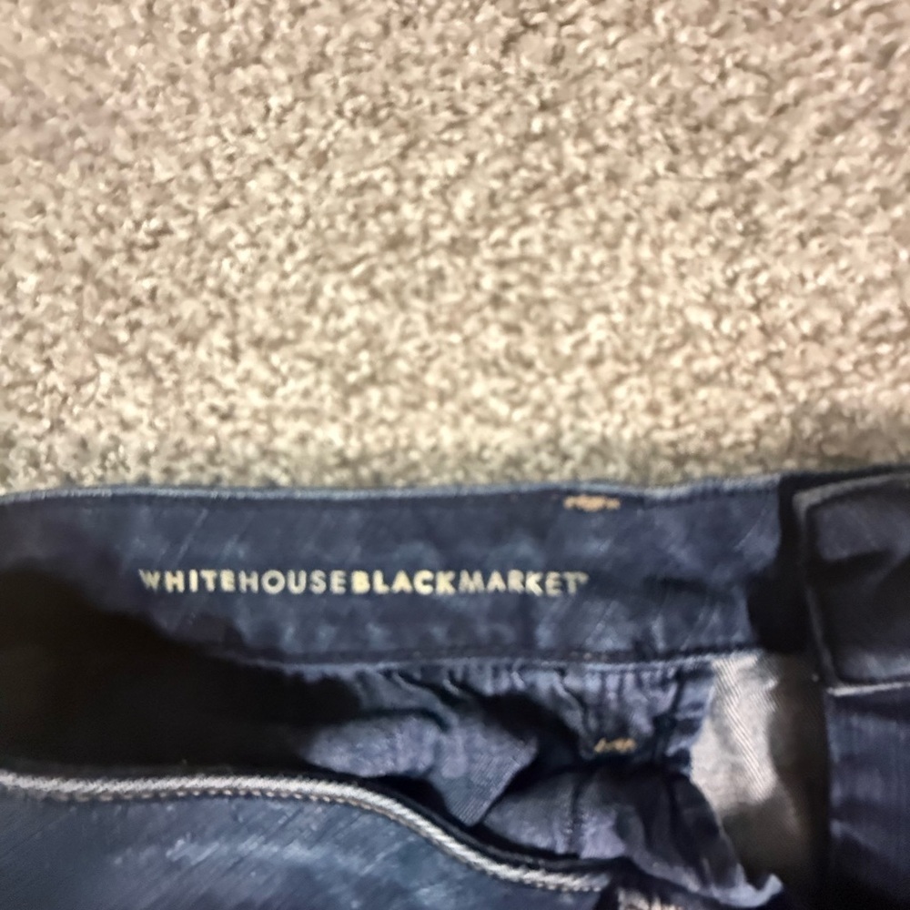 White House Black Market Slim Crop Jeans – Size 10S Dark wash Like new - Picture 3 of 8